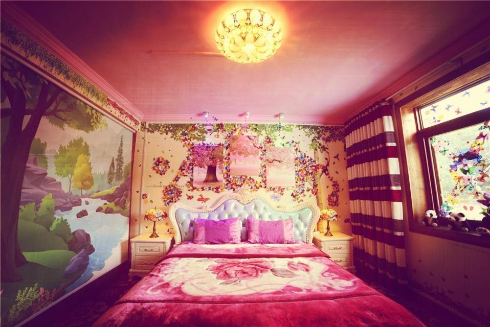 October Inn Лицзян Экстерьер фото